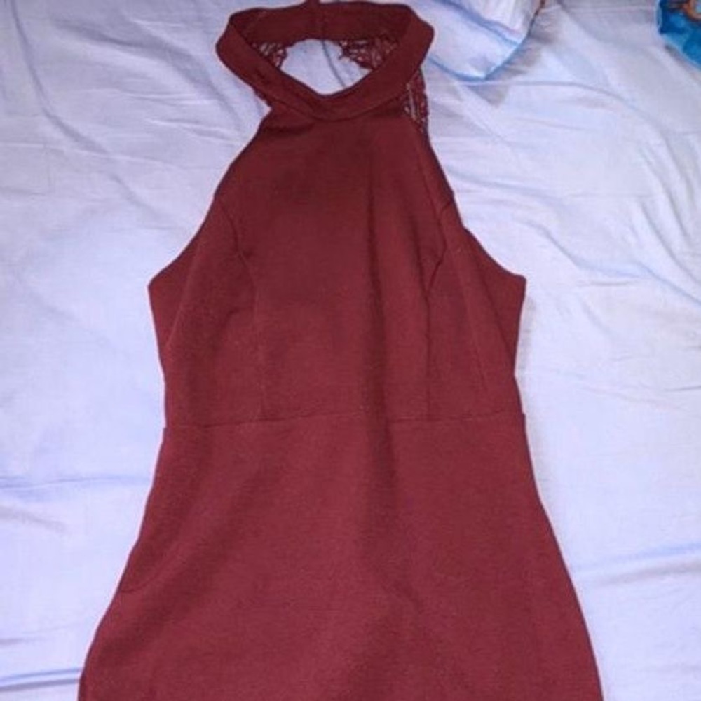 Lulus plum bodycon dress with lace